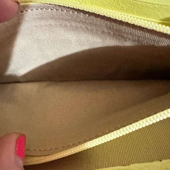 Jimmy Choo Yellow Star-Studded Leather Wallet
Authentic - Picture 10 of 10